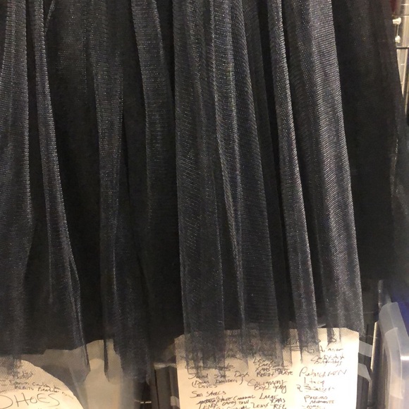 Vintage black, TULLE skirt A classic must have for for that special occasion. - Picture 5 of 8